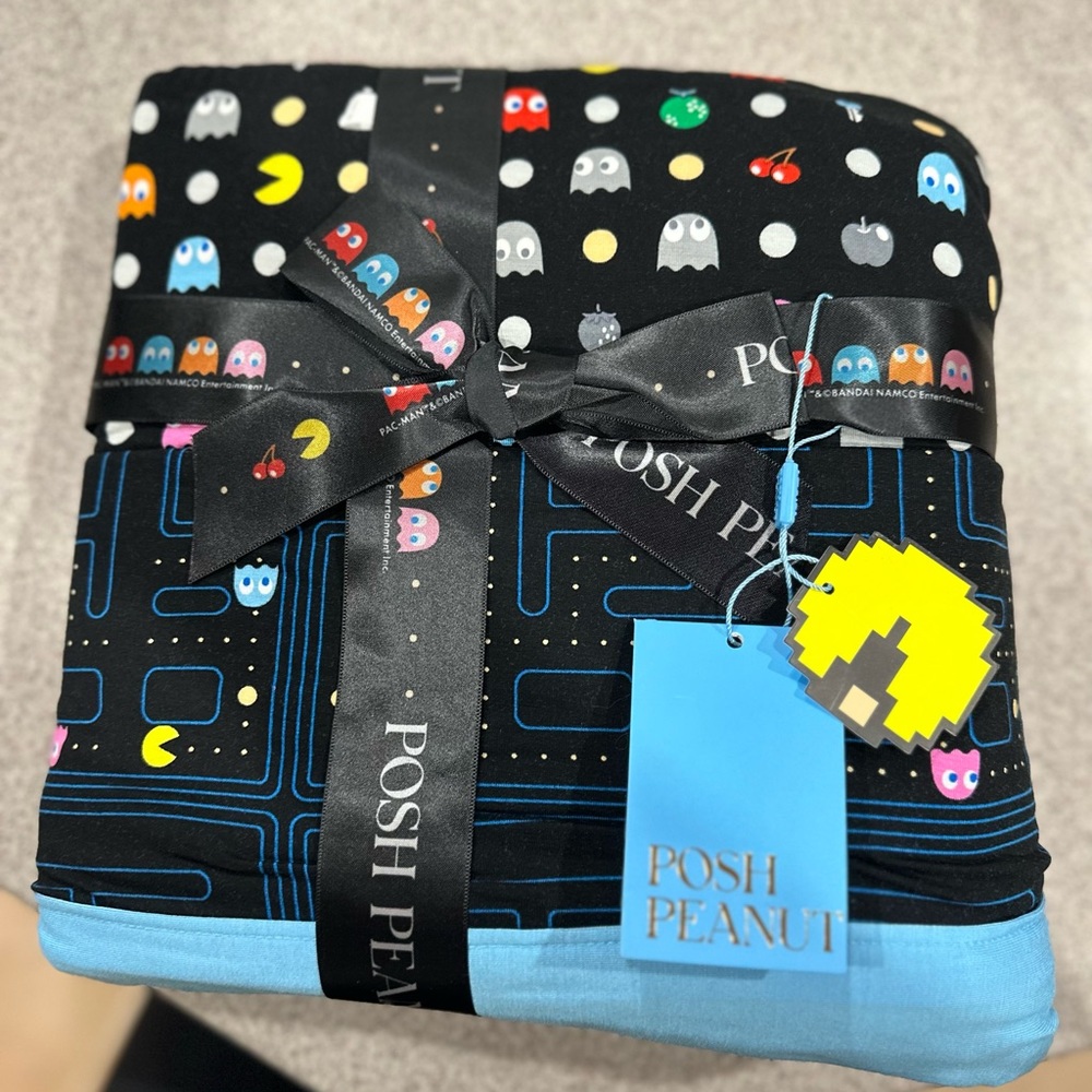 Posh peanut Pac-Man luxe